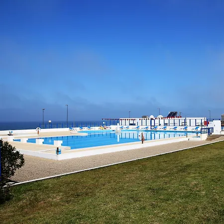 مكان تخييم Parque De Campismo Orbitur Canidelo 2*