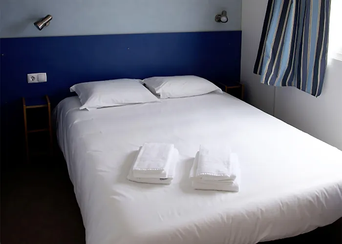 Parque De Campismo Orbitur Canidelo Kemping