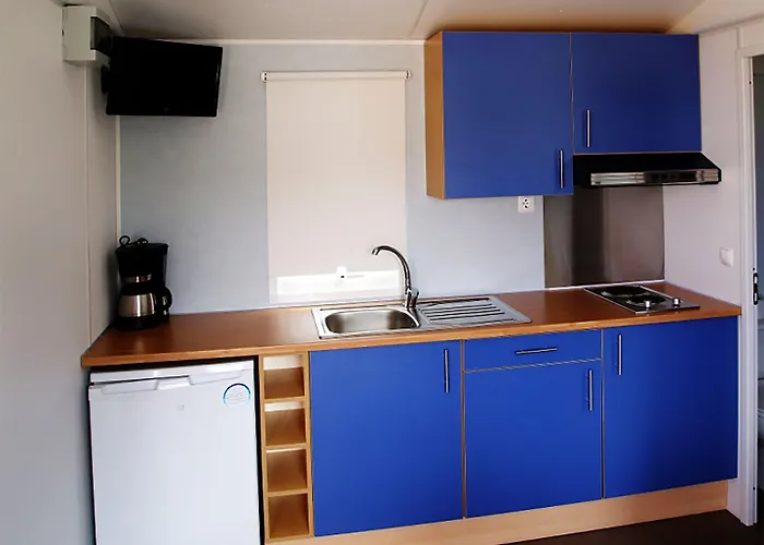 Parque De Campismo Orbitur Canidelo Кемпинг Вила-Нова-ди-Гая