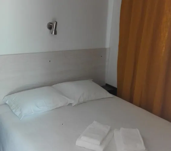 Parque De Campismo Orbitur Canidelo Kemping 2*